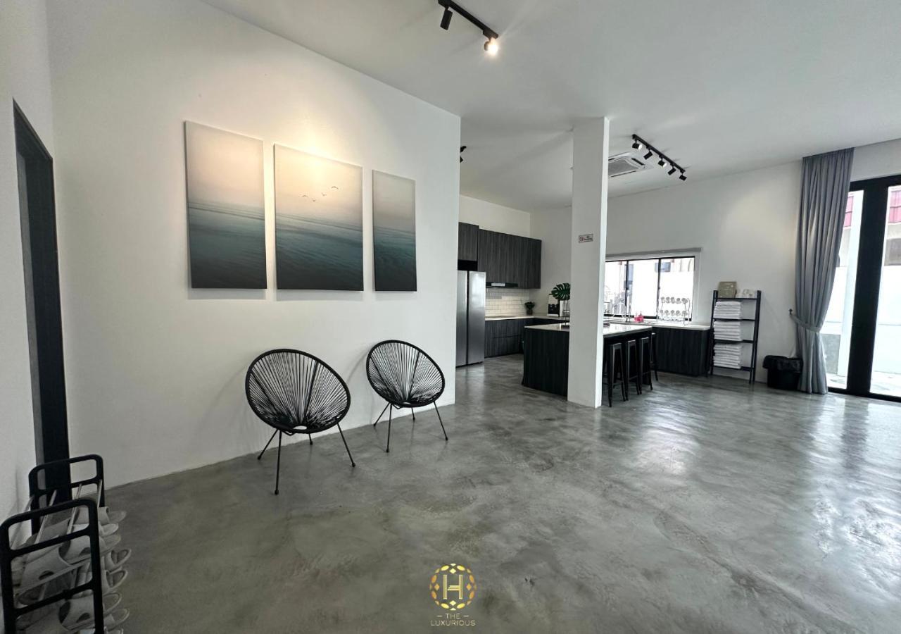 Villa The Luxurious 27, Johor Bahru Extérieur photo