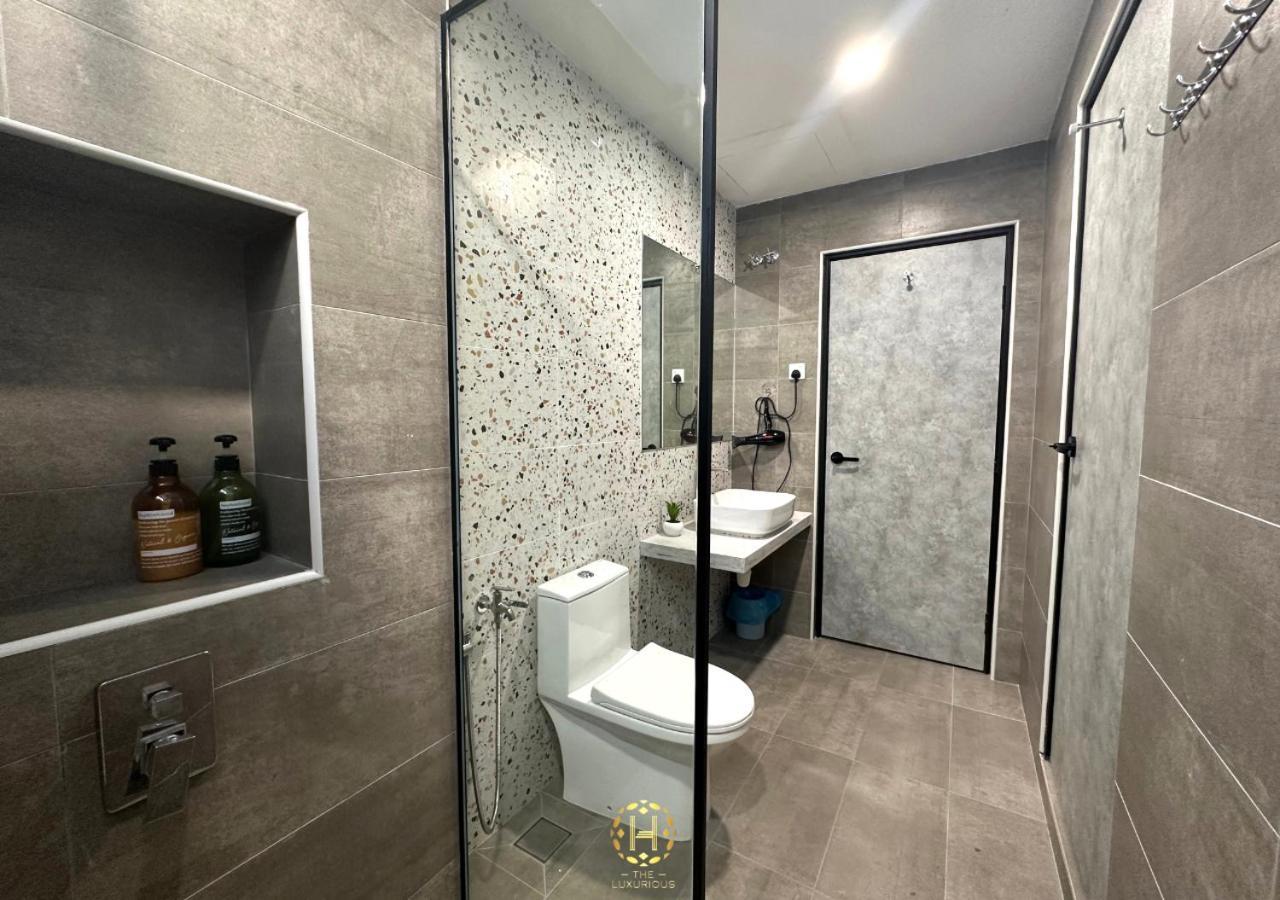 Villa The Luxurious 27, Johor Bahru Extérieur photo