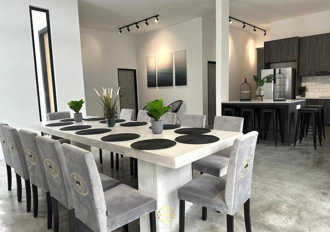 Villa The Luxurious 27, Johor Bahru Extérieur photo