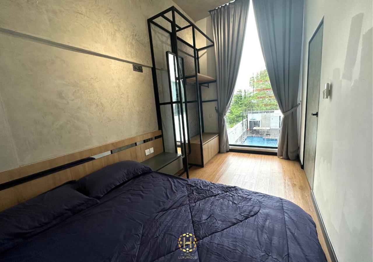 Villa The Luxurious 27, Johor Bahru Extérieur photo