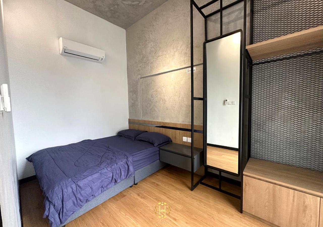 Villa The Luxurious 27, Johor Bahru Extérieur photo